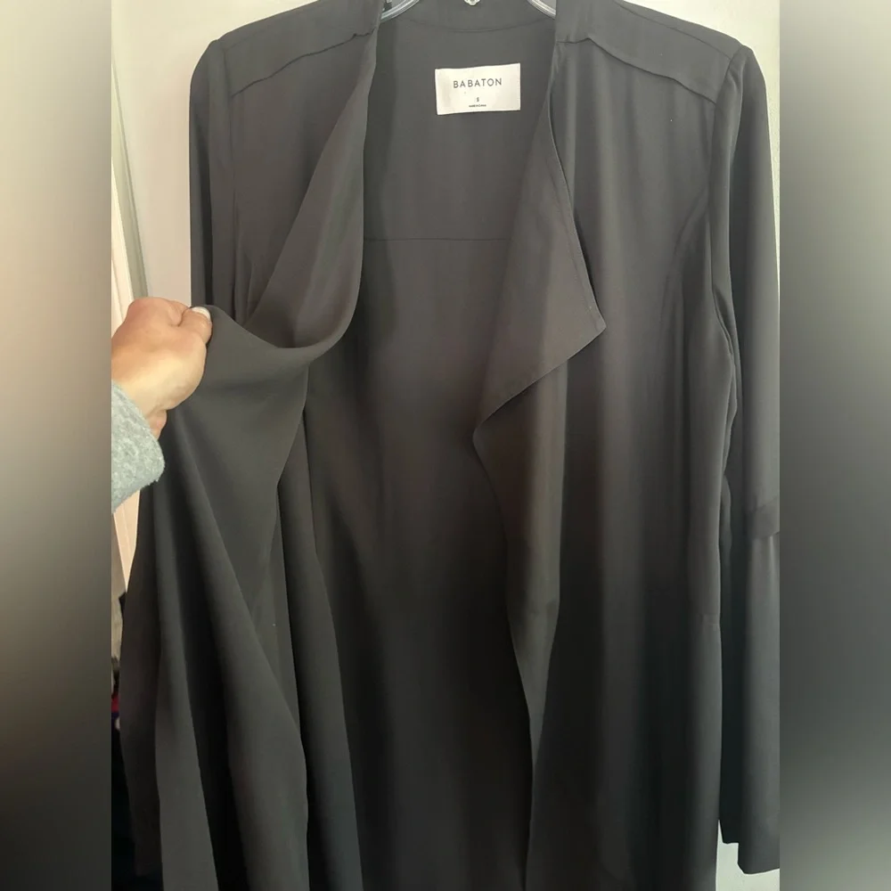 Aritzia Babaton Quincy flowy duster tie waist sheer jacket - Picture 5 of 14